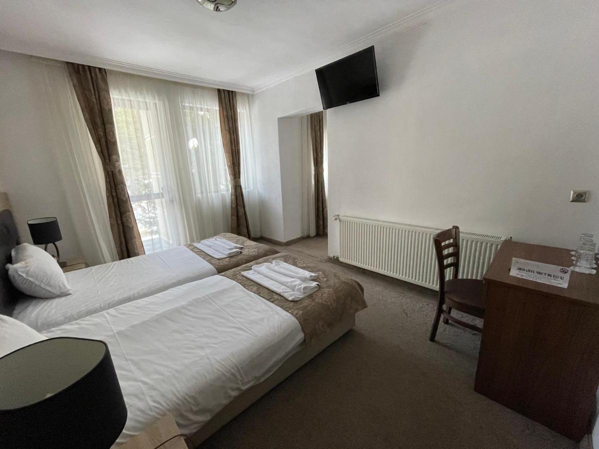 Hotel Merdjan Sarnitsa Ngoại thất bức ảnh